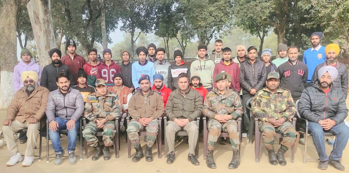 A seminar was organized to motivate the youth of the district to join the army